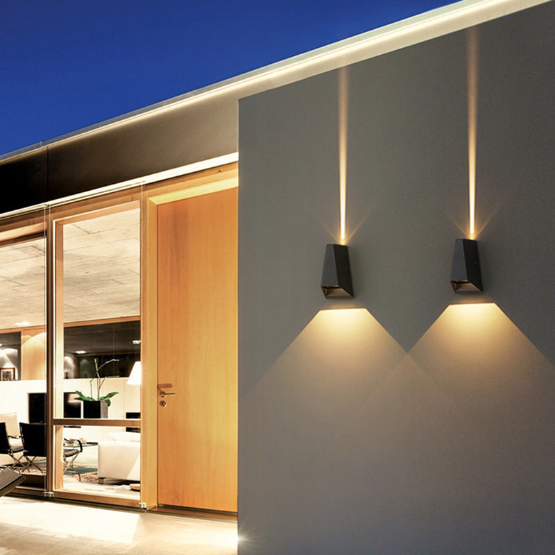 Modern Minimalist Aluminum Trapezoid Up And Down Illuminated LED Outdoor Wall Sconce Lamp For Garden Cuvalon