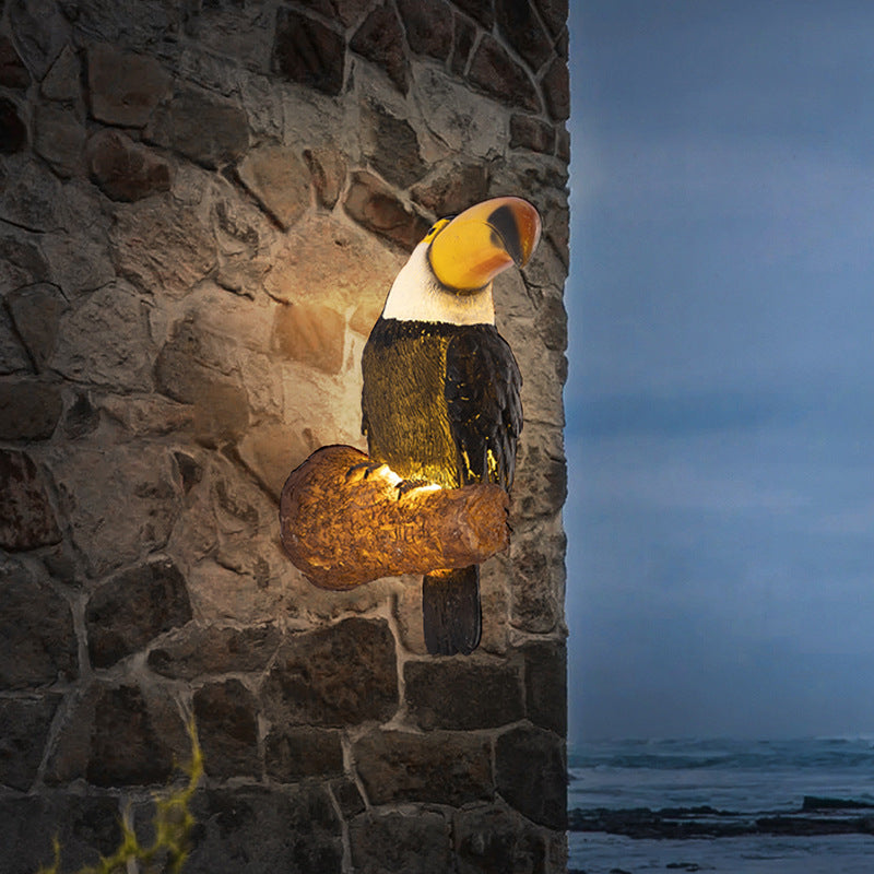 Contemporary Creative Resin Imitation Animal Toucan Owl Waterproof LED Wall Sconce Lamp For Outdoor Patio Cuvalon