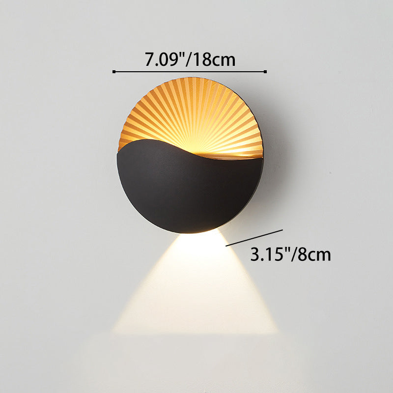 Modern Minimalist Waterproof Round Metal Glass Outdoor LED Wall Sconce Lamp For Garden Cuvalon