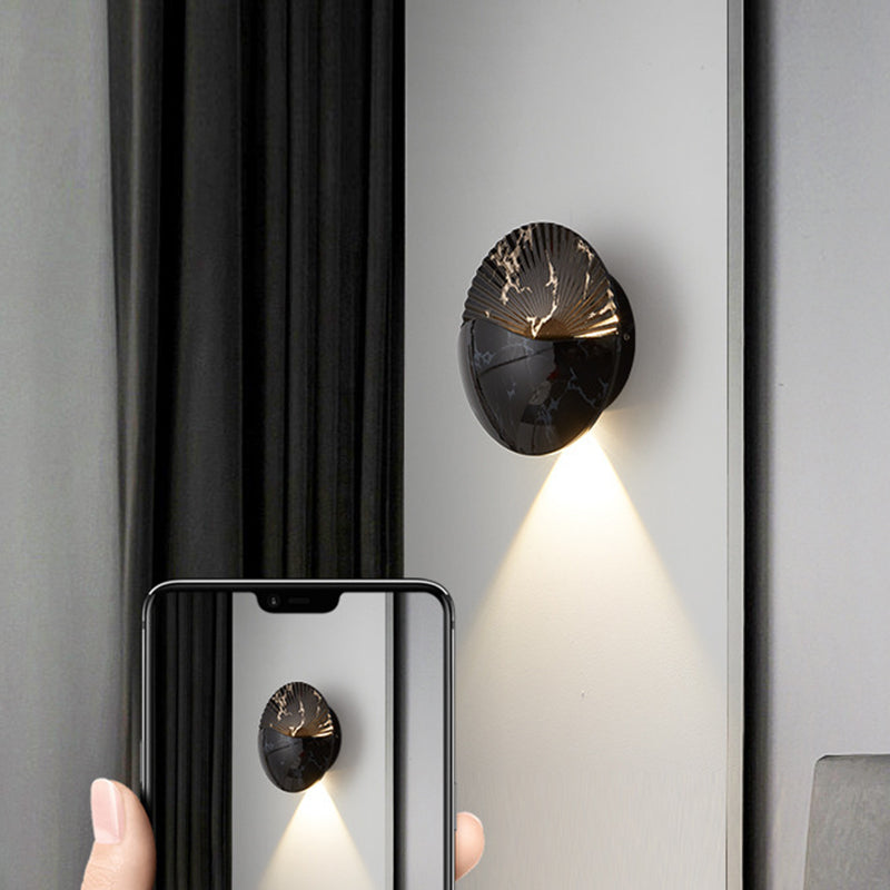 Modern Minimalist Waterproof Round Metal Glass Outdoor LED Wall Sconce Lamp For Garden Cuvalon