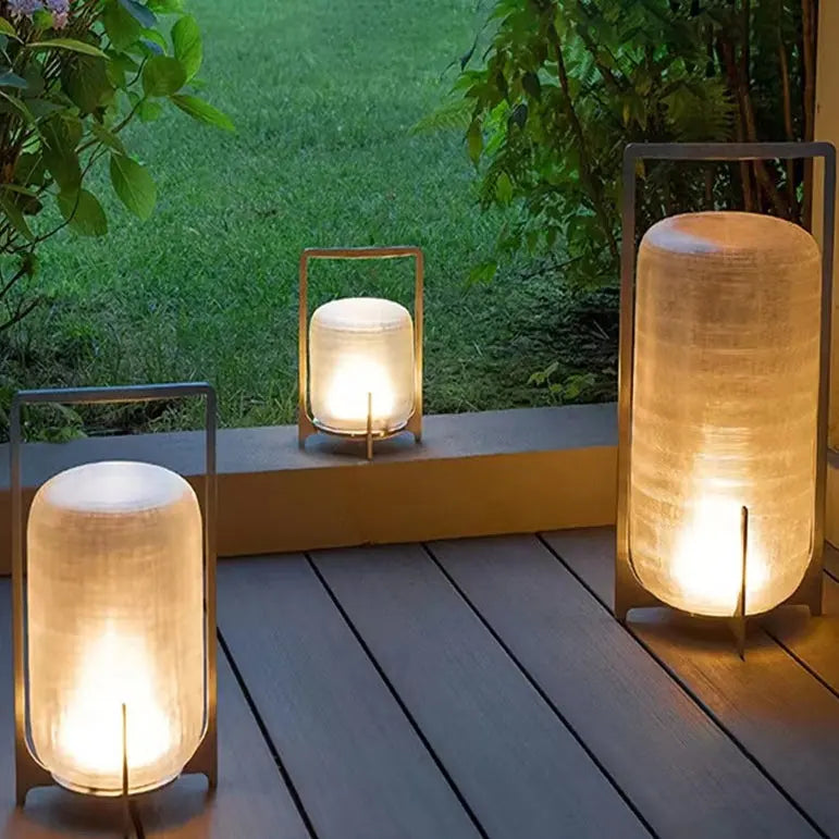 Traditional Chinese Lantern Round Solar Waterproof Glass Stainless Steel LED Outdoor Light For Garden Cuvalon