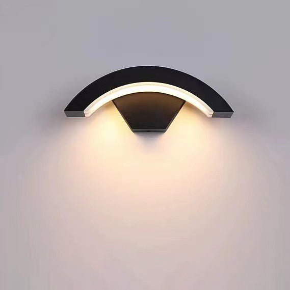 Modern Minimalist Curved Bent Aluminum LED Wall Sconce Lamp For Outdoor Patio Cuvalon