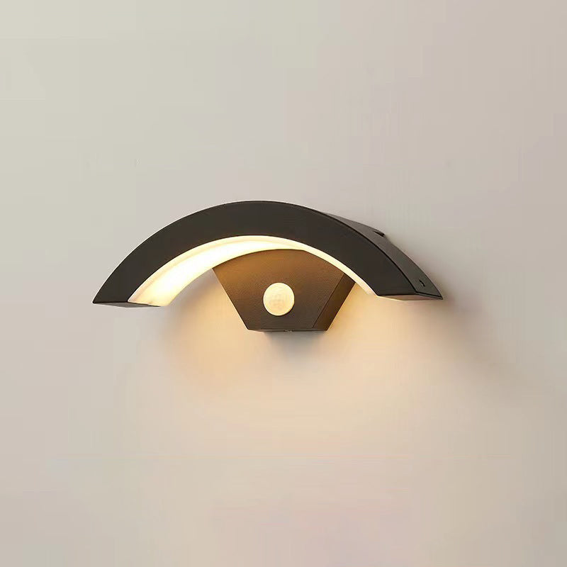 Modern Minimalist Curved Bent Aluminum LED Wall Sconce Lamp For Outdoor Patio Cuvalon