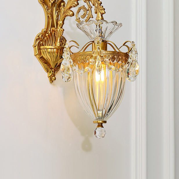 Traditional European Alloy Brass Glass Crystal Teardrop-Shaped Carved 1/2 Light Wall Sconce Lamp For Living Room Cuvalon