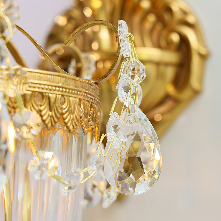 Traditional European Alloy Brass Glass Crystal Teardrop-Shaped Carved 1/2 Light Wall Sconce Lamp For Living Room Cuvalon