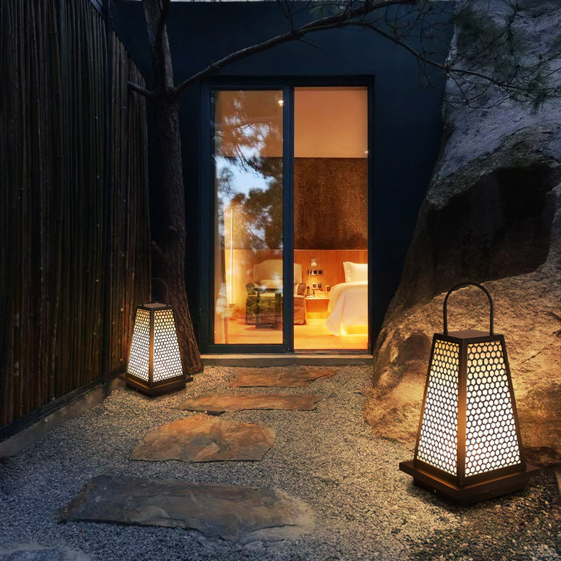 Traditional Japanese Solar Waterproof Stainless Steel Acrylic Trapezoidal Honeycombed Lantern LED Outdoor Light Landscape Lighting For Garden Cuvalon