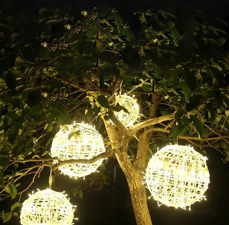 Modern Art Deco Waterproof PVC Hanging Ball Decoration LED Outdoor Pendant Light Outdoor Light For Garden Cuvalon