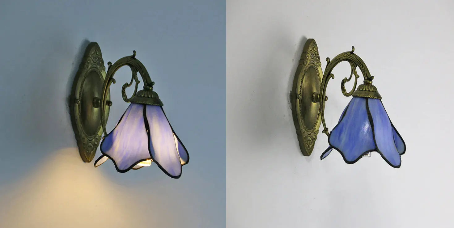 Vintage Tiffany Petals Stained Glass 1-Light Wall Sconce Lamp Cuvalon