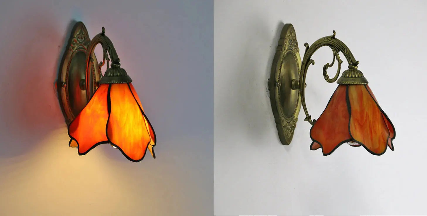 Vintage Tiffany Petals Stained Glass 1-Light Wall Sconce Lamp Cuvalon
