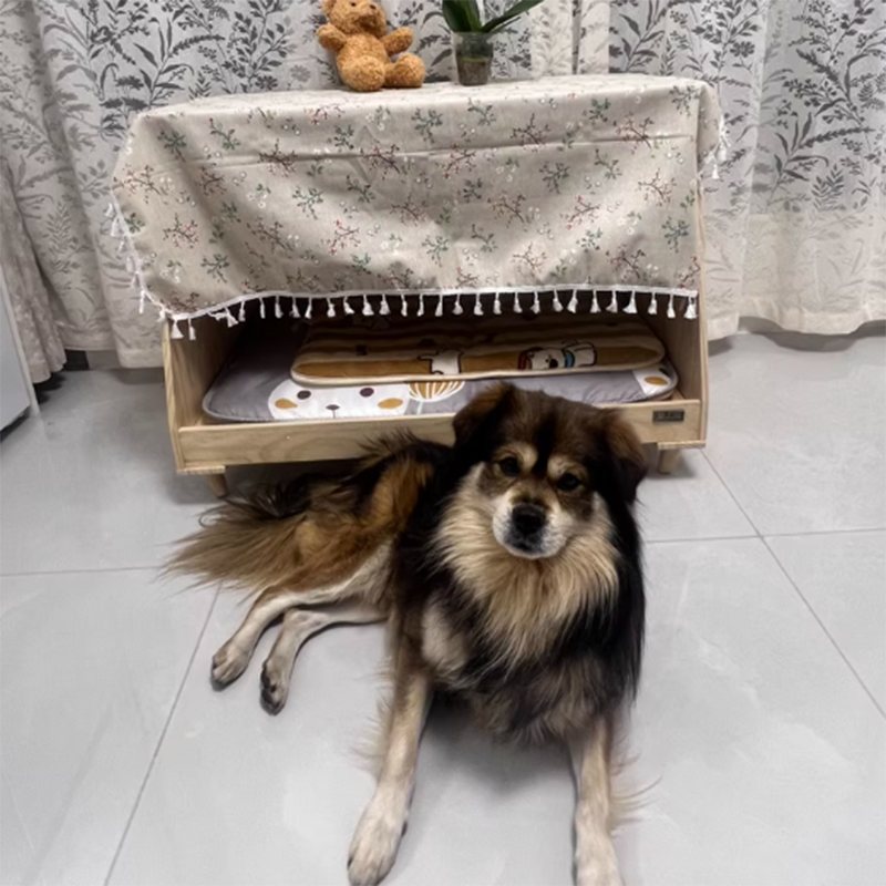 Modern Minimalist Rectangular Cotton-Linen Fabric Solid Pine Wood Pet Dog Bed Cat Bed For Bedroom Cuvalon