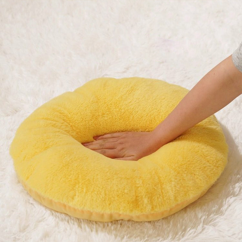 Contemporary Creative Round Velvet Fabric PP Cotton Semi-Enclosed Cat Bed For Bedroom Cuvalon