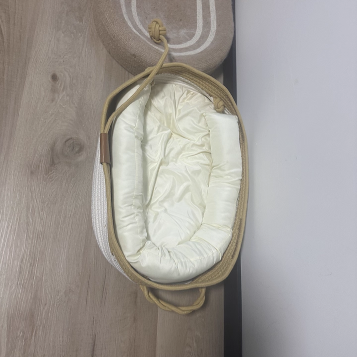Contemporary Scandinavian Oval Linen-Cotton Rope Woven Cat Bed For Living Room & Bedroom Cuvalon