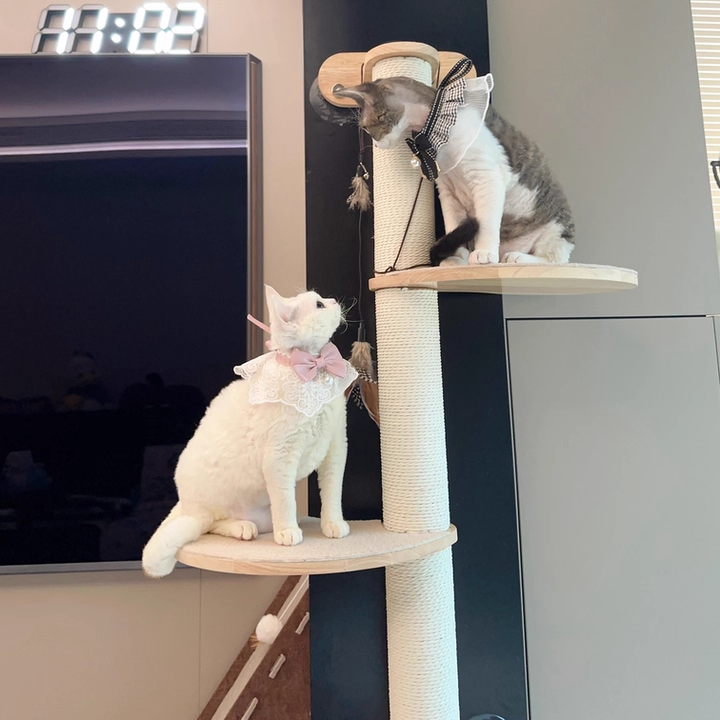 Contemporary Scandinavian Round Rubberwood Solid Wood Kraft Paper Rope Cat Tree 3-Tier For Living Room Cuvalon