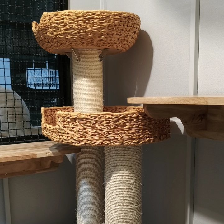Traditional Farmhouse Round Multi-Layer Solid Wood Panel PE Faux Rattan Kraft Paper Rope Velvet Fabric Sisal Cat Tree 3-Tier For Living Room Cuvalon