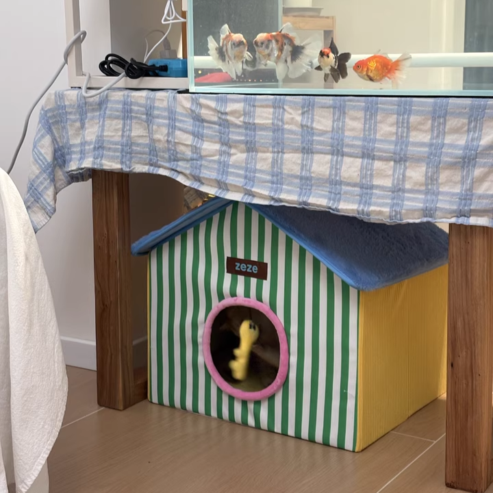 Contemporary Creative Square Medium-Density Fiberboard Velvet Linen Enclosed Foldable Cat Bed For Bedroom Cuvalon