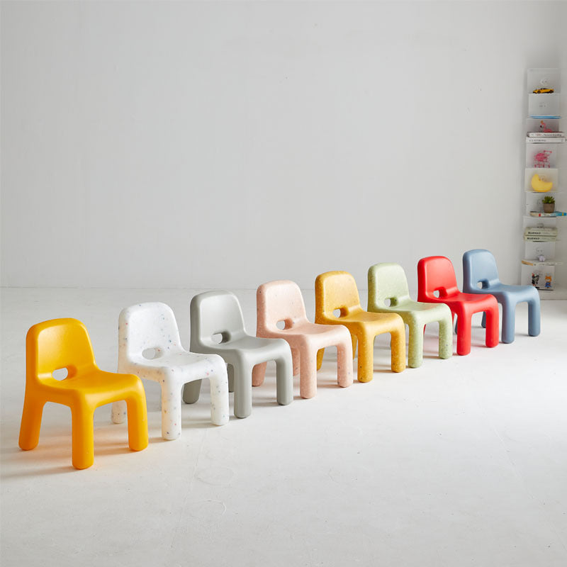 Contemporary Nordic PE Oval Kids Colorful Safe Desk & Chair Set For Living Room & Study Cuvalon