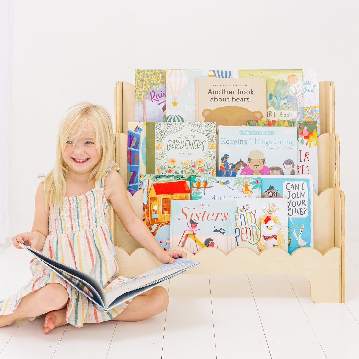 Contemporary Nordic Fan-Shaped Pine Wood & Plywood Kids Bookshelf 3-Layer For Living Room & Study Room Cuvalon