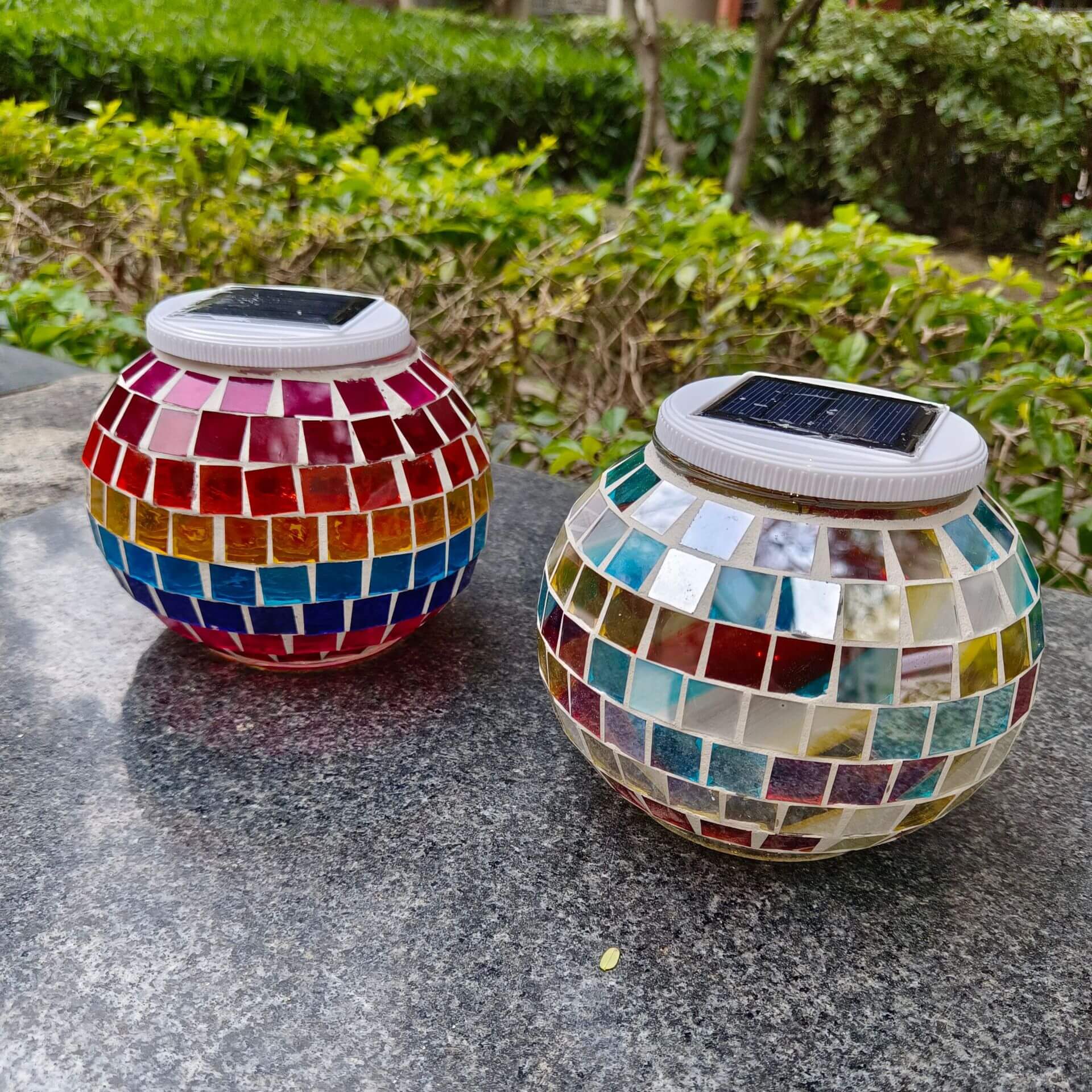 Modern Creative Stained Glass Solar LED Outdoor Garden Lawn Light Cuvalon