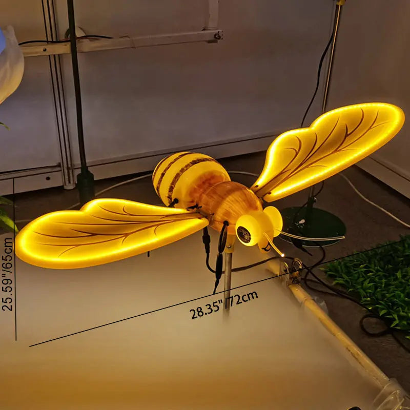 Modern Art Deco Waterproof ABS Plastic Bee LED Landscape Lighting Outdoor Light For Garden Cuvalon