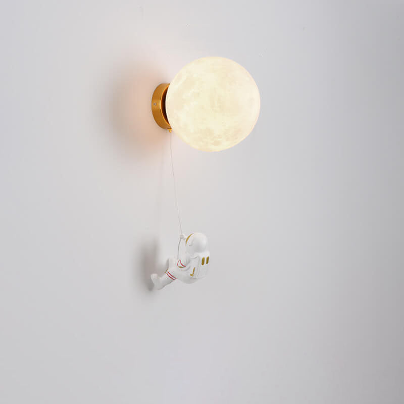 Contemporary Creative 3D Printed Moon Shade Resin Astronaut 1-Light Wall Sconce Lamp For Bedroom Cuvalon