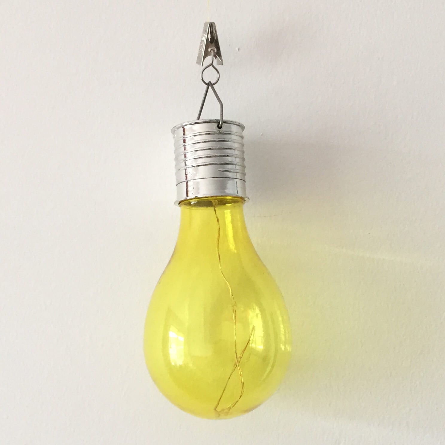 Creative Color Bulbs Plastic Solar LED Outdoor Hanging Light Cuvalon