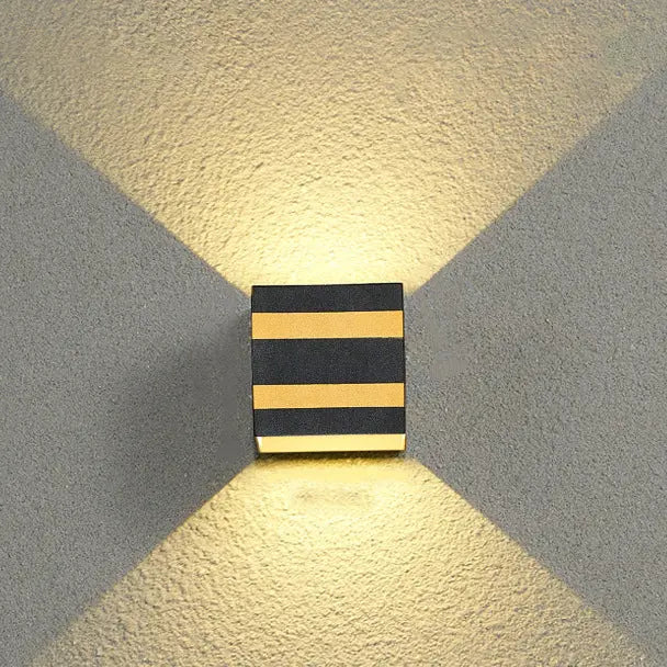 Outdoor Minimalist Square Cube Aluminum Waterproof LED Wall Sconce Lamp Cuvalon