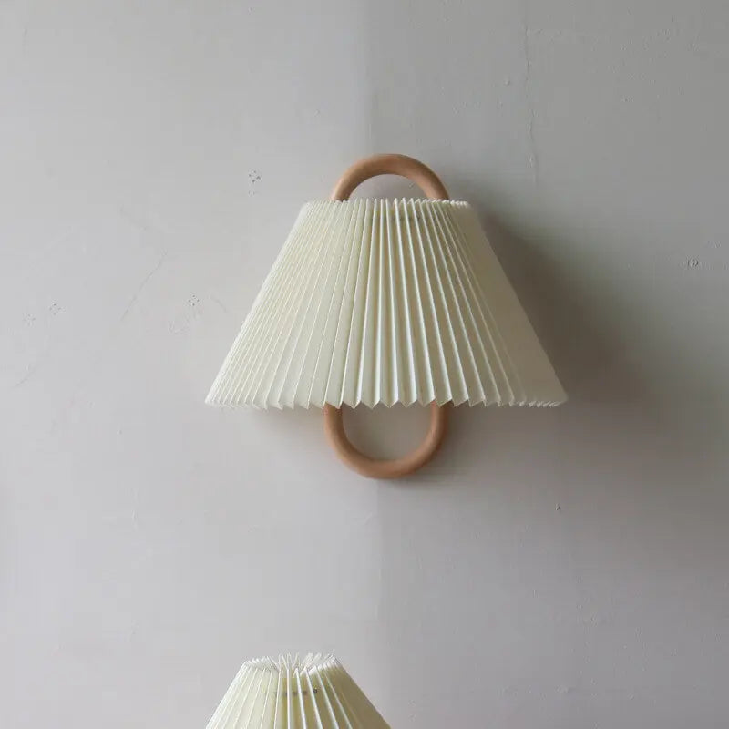 Modern Original Solid Wood Pleated Semi-Circle 1-Light Wall Sconce Lamp Cuvalon
