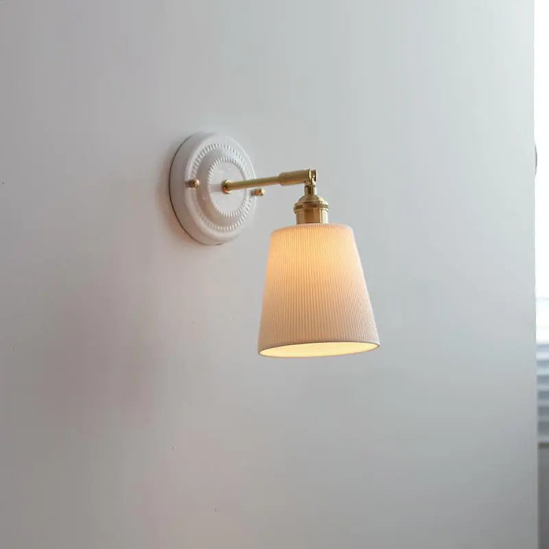 Traditional Vintage Round Ceramic Brass 1-Light Wall Sconce Lamp for Living Room Cuvalon