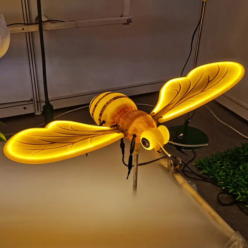 Modern Art Deco Waterproof ABS Plastic Bee LED Landscape Lighting Outdoor Light For Garden Cuvalon
