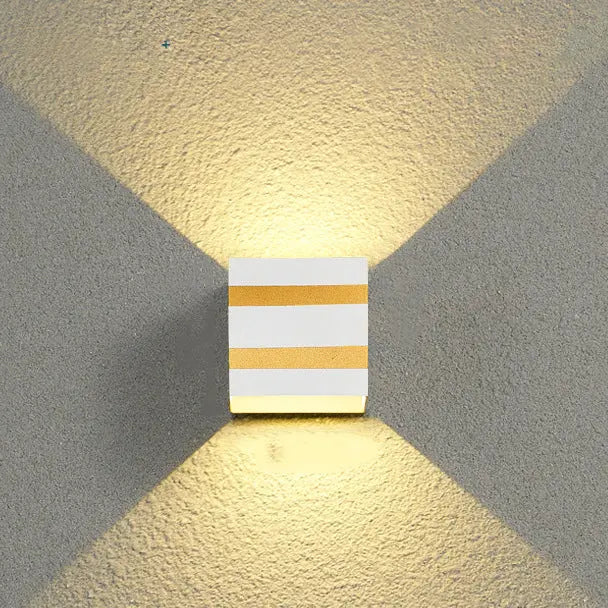 Outdoor Minimalist Square Cube Aluminum Waterproof LED Wall Sconce Lamp Cuvalon