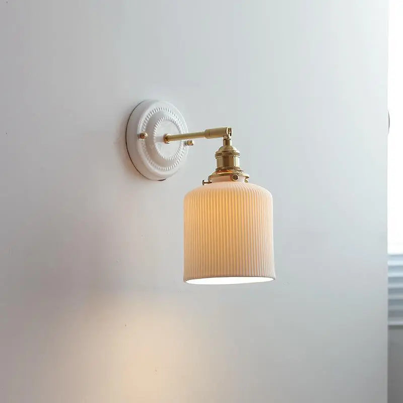 Traditional Vintage Round Ceramic Brass 1-Light Wall Sconce Lamp for Living Room Cuvalon