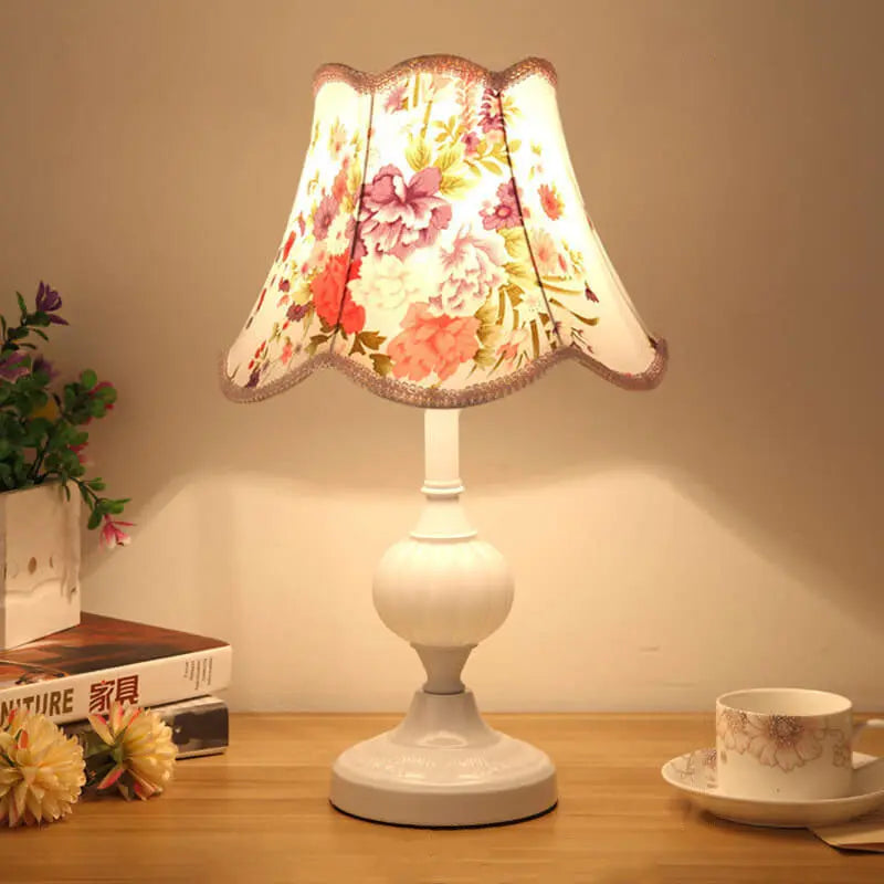Nordic Vintage Floral Glass Fabric 1-Light Table Lamp Cuvalon