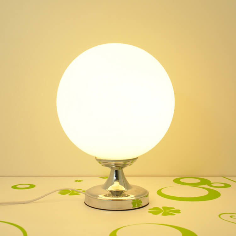 Children's Creative Sports Ball Design 1-Light Table Lamp Cuvalon