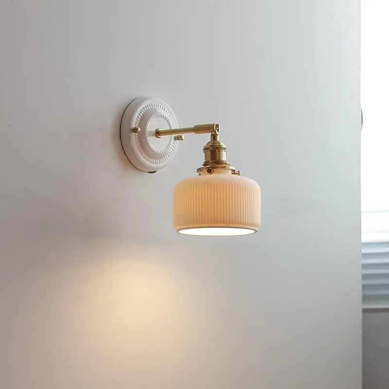 Traditional Vintage Round Ceramic Brass 1-Light Wall Sconce Lamp for Living Room Cuvalon