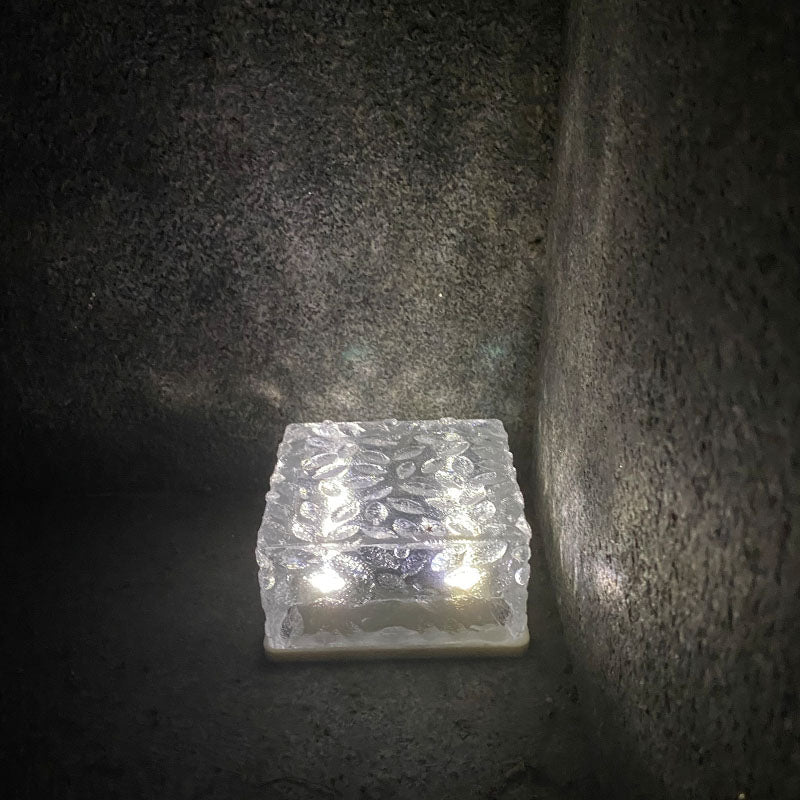 Modern Simplicity Solar ABS Plastic Ice Brick LED Outdoor Landscape Light For Outdoor Patio Cuvalon